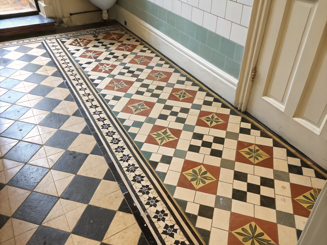 Professional bathroom tile and flooring